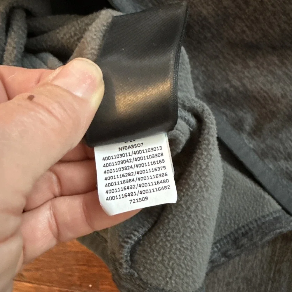The North Face Skyline 1/2 Zip Men's Size XL Fleece Pullover Dark Grey Heather - Picture 10 of 10